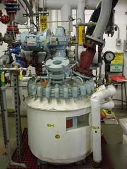 Used: pfaudler 50 gallon glass lined reactor. internal