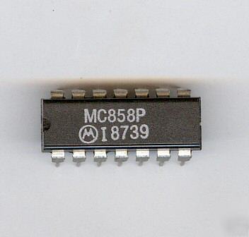 Integrated circuit MC858P electronics motorola