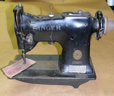 Singer industrial leather sewing machine no 