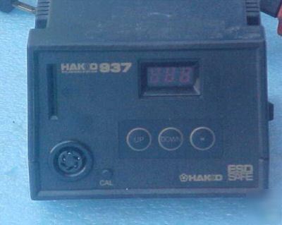 Hakko 937 soldering station