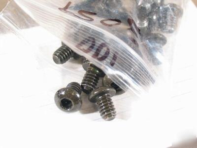 100 #3059 button head socket cap SCREWS8020(80/20 inc)