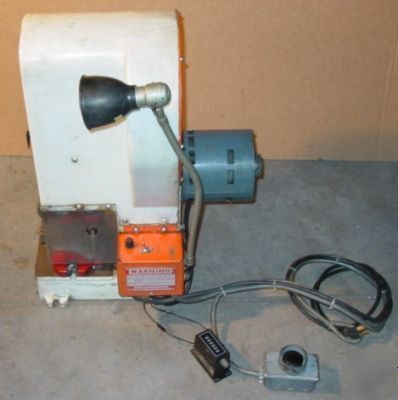 Benchmaster / molex 3BF 3-ton automatic press crimper