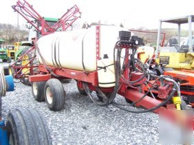 297: hardy tr 1000 v sprayer for tractors, 60' boom