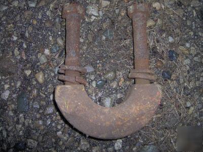 Farmall 300 350 330 340 460 rear wheel clamp