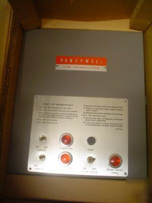 Honeywell: W786A 1021 - single burner flame safeguard