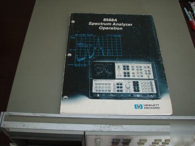 Hp / agilent 8568A spectrum analyzer and display