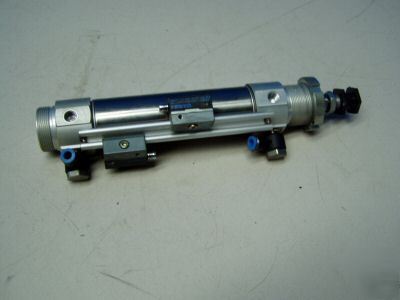 Festo pneumatic cylinder m/n: dsw-40-80-ppva b