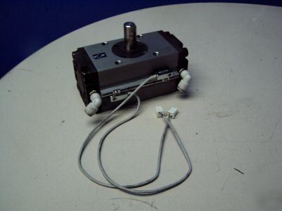 Smc rotary actuator m/n: CDRA1BS80-100C - used