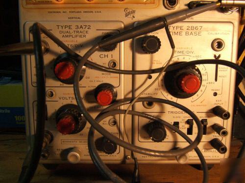 Tek 564 MOD121N storage oscilloscope auto-erase+modules