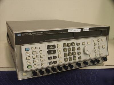 Hp 8780A signal generator,10 mhz-3 ghz opts 002/064