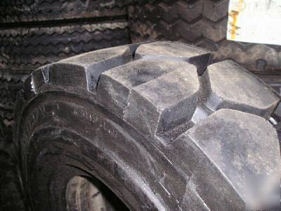 7.00-12,solid,forklift tires,no flats, 7.00X12,700X12 