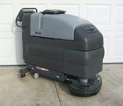 Automatic floor scrubber advance 26 auto scrubber - 