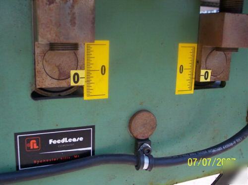 Pneumatic-air streightner-feeder-press room equipment