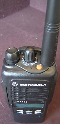 Motorola HT1250 lmt keypad 136-174 vhf **with extras**