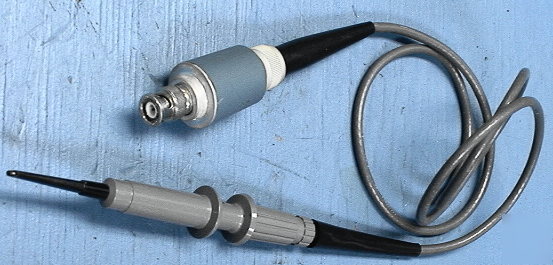 Tektronix oscilloscope probe 10X with spring hook tip