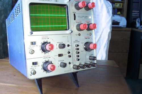 Vintage telequipment oscilloscope type D54