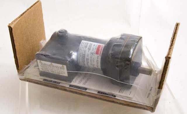 Dayton parallel shaft gearmotor 6Z913A 