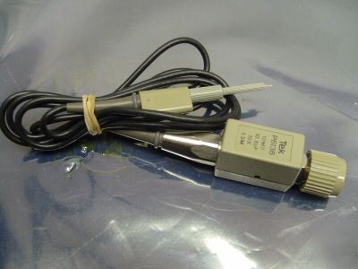 Tektronix P6136 oscilloscope probe