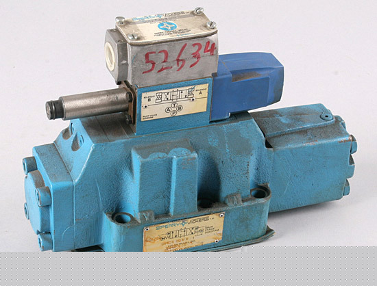 Sperry vickers directional pilot valve #DG4V37CWB12