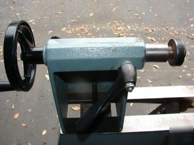 Delta wood lathe 12