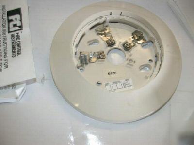 Fci adb-f standard plug-in detector base for fci detect