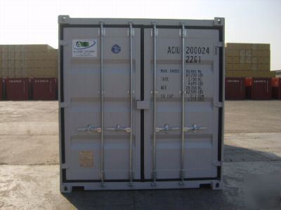 New storage containers: 20' cargo shipping container