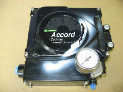 Accord controls apex 5000 pneumatic positioner-nos