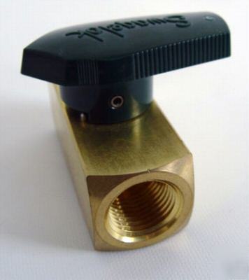 Swagelok b-8P6T4 brass valve 3/4