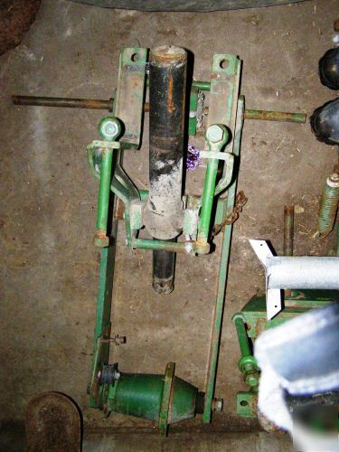 John deere 7000/7100 planter lift cylinder/drive/hub