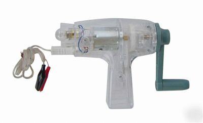 Handheld dc generator