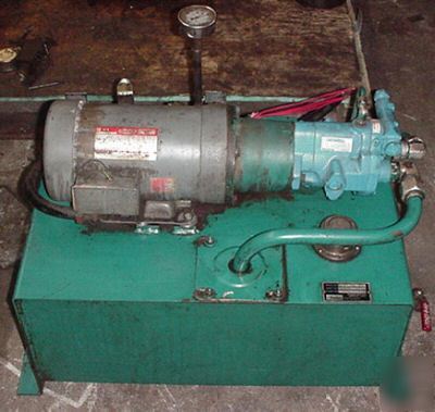 Mazak parker hydraulic unit motor tank 26