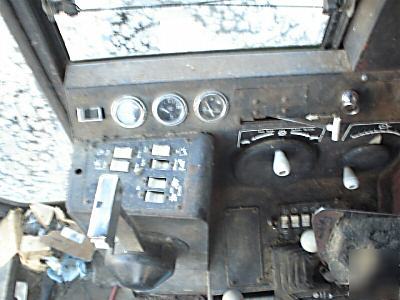 Used gleaner l 2255 harvesters â€“ combines