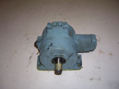 Natchi variable vane pressure comp pump