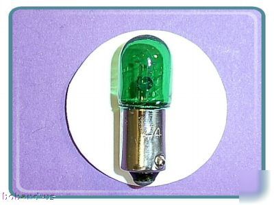 Type 44G (6.3 volt) green T3-1/4 mini bayonet lamp