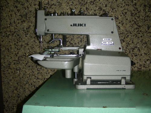 Juki model: mb-373 button sewing machine