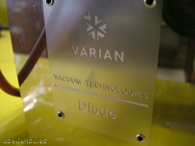 Varian diode ion pump gun chamber assembly