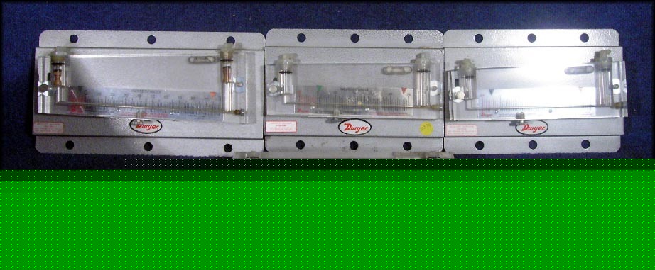 Lot of 4 dwyer durablock manometers