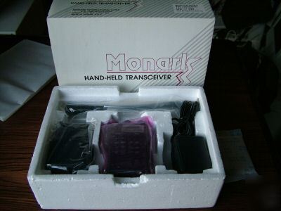 Monark handheld uhf transceiver bussiness 450-470MHZ