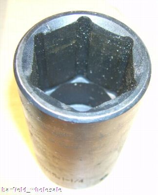 Set of 13 chrome vanadium deep well socket set in case