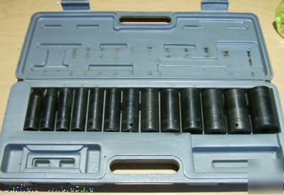 Set of 13 chrome vanadium deep well socket set in case