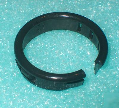 6 black plastic 1-1/2 inch hole bushing - heyco #2883