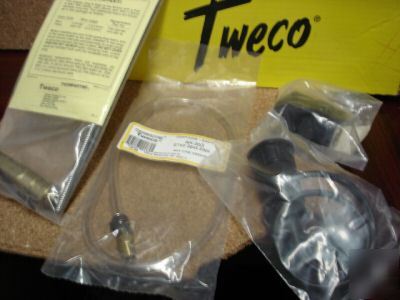 Tweco welding wire feed adapter plug kit