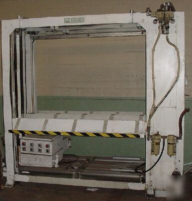 Carlson systems A117B strapper strapping machine
