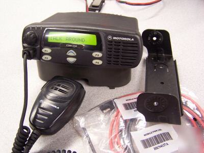 Motorola CDM1250 vhf 136-174 64 channel cdm 1250 