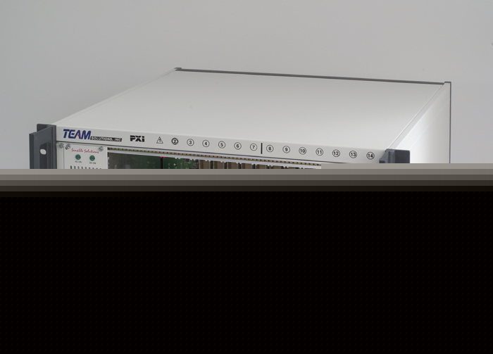 14-slot rack-mountable pxi chassis