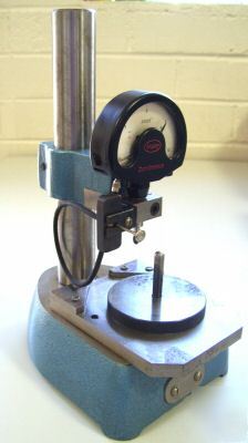 Mahr zentimess industrial micrometer - made in germany 
