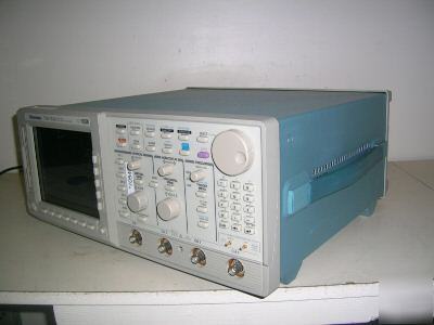 Tektronix TDS754D 500MHZ oscilliscope loaded w/ options