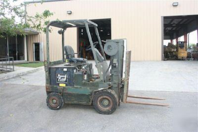 Forklift hyster 4000LB cap electric pneumatic tires