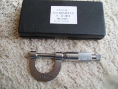 New micrometer with case, metric, 0 to 25 mm, 