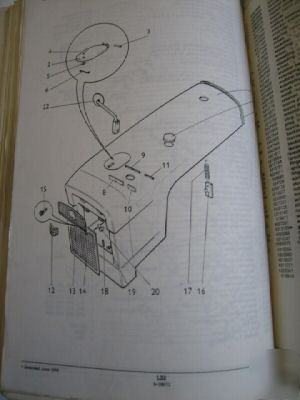 1977 case 885-1212 tractor parts book